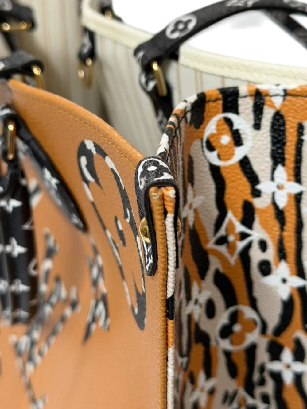 Louis Vuitton 2019 Multi Jungle On The Go Tote LMT ED GM Shoulder Bag